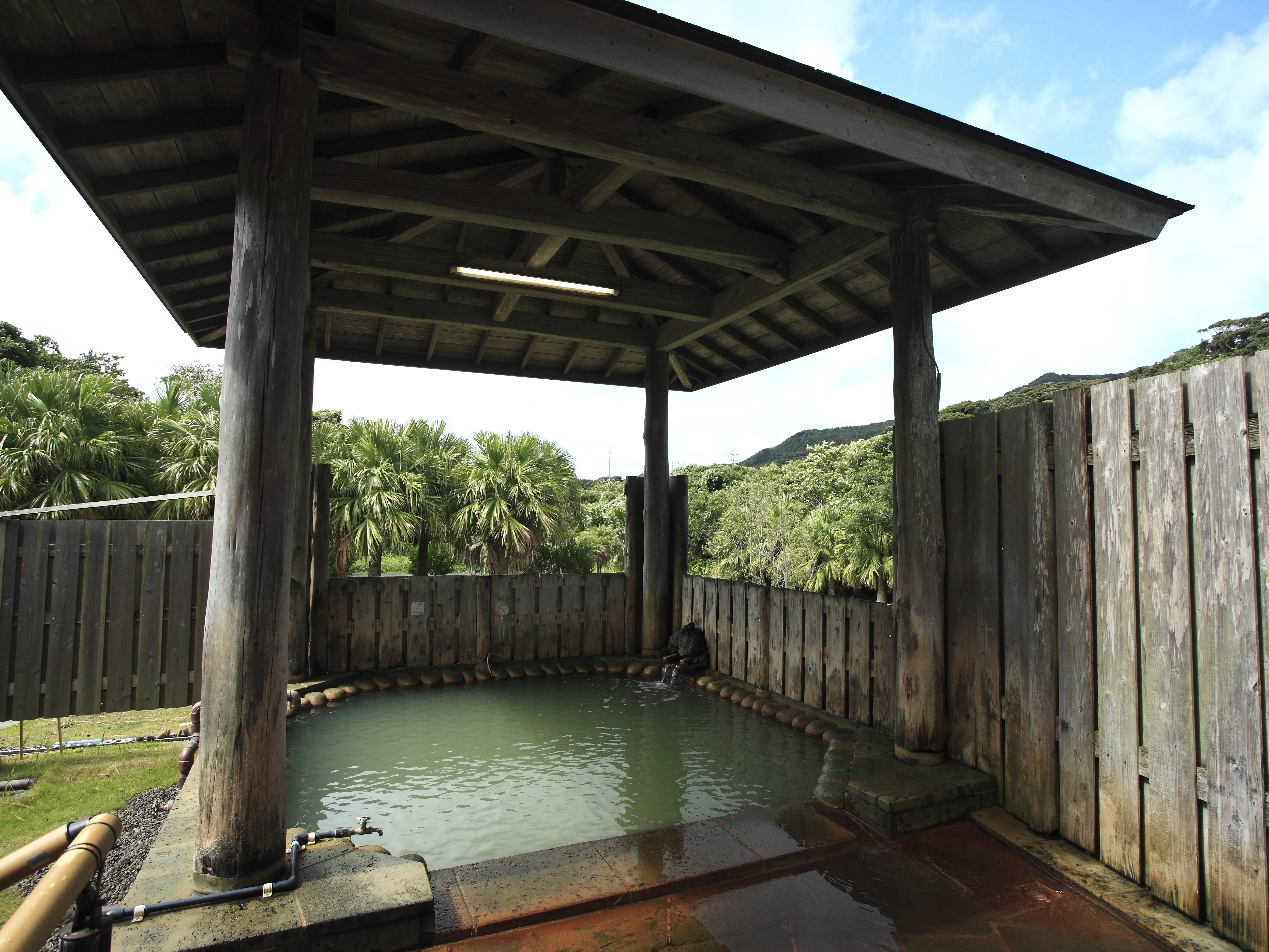 樫立向里温泉 ふれあいの湯