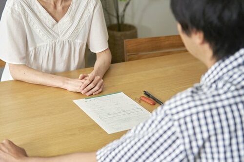離婚の際、残った住宅ローンが重い鎖になるケースも