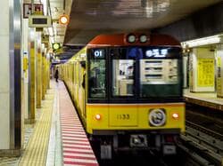 港区を走る東京メトロ銀座線