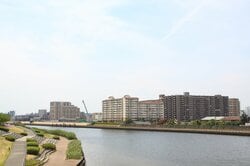 京成関屋駅近くのランドマークマンション「コスモシティ北千住」
