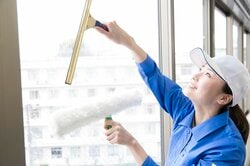 マンション売却前に窓をきれいにしておく