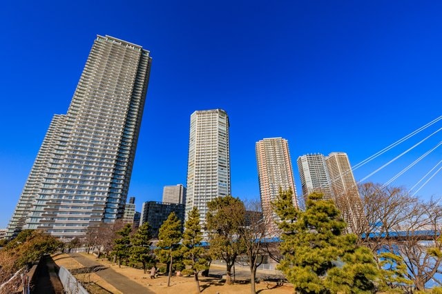 【失敗事例】自宅マンションが旧耐震基準のため売れず…ローン支払いに四苦八苦