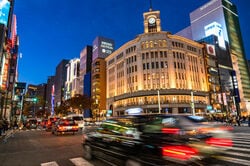 中央区・銀座4丁目交差点