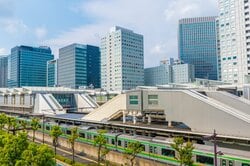 高層のオフィスビルが立ち並ぶ品川区・大崎エリア