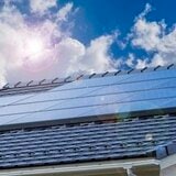 太陽光発電・ソーラーパネル設置の費用相場、工期の目安は？ 注意すべきポイントやリフォーム業者の選び方も解説！