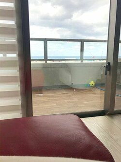 茅ヶ崎のマンションの部屋は、目の前に海が見えるので、家賃が高い