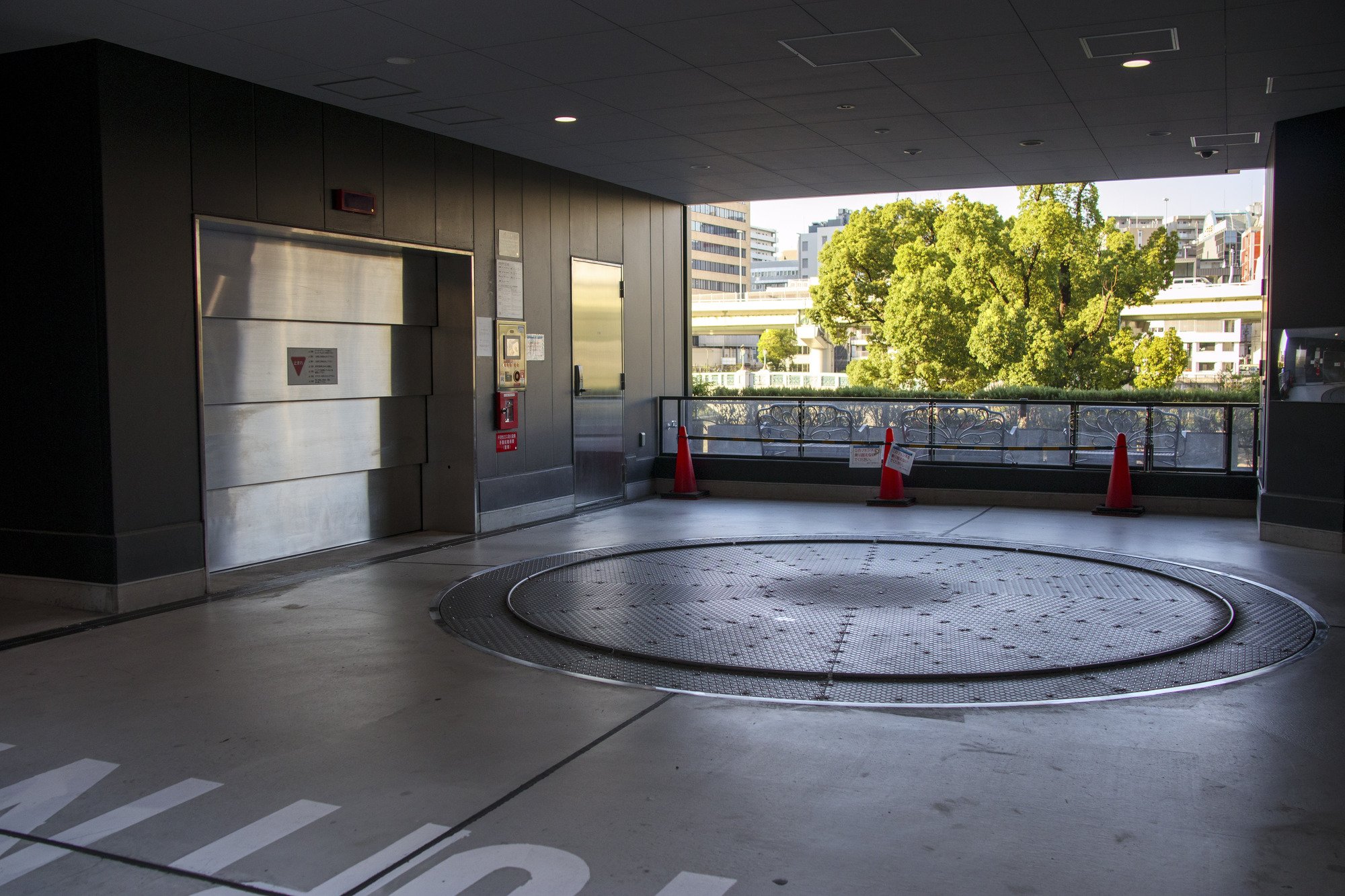 駐車場に空きが生じるとどのような問題が起こるのか？