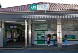本の東京都市景観 鶯谷駅（南口）を望む（出典：PIXTA）