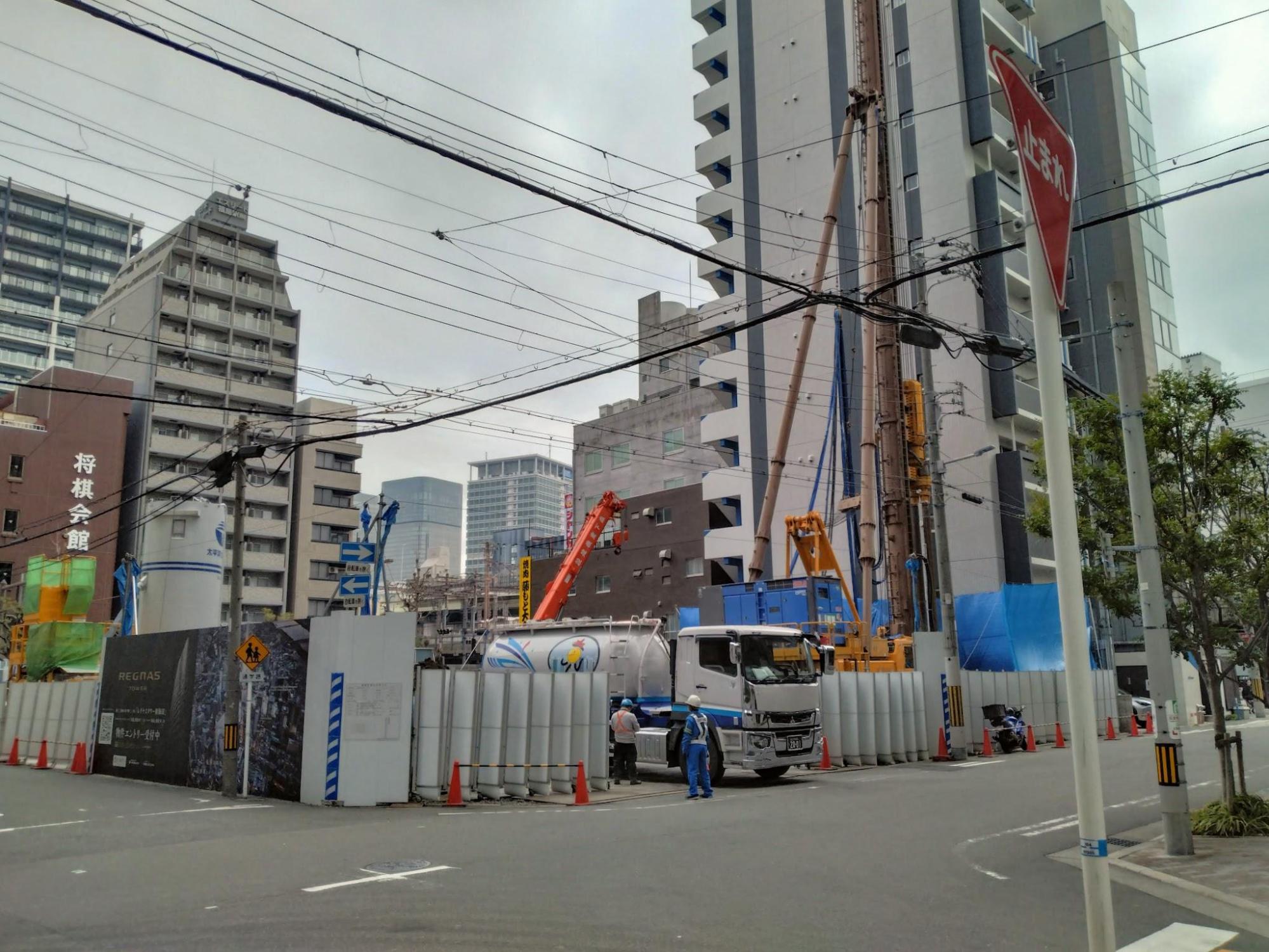 現地北西側より。
