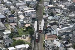 日本の東京都市景観 三軒茶屋周辺・西太子堂駅などを望む（出典：PIXTA）