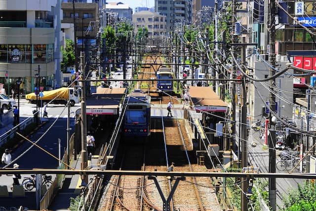 都電荒川線町屋駅の様子