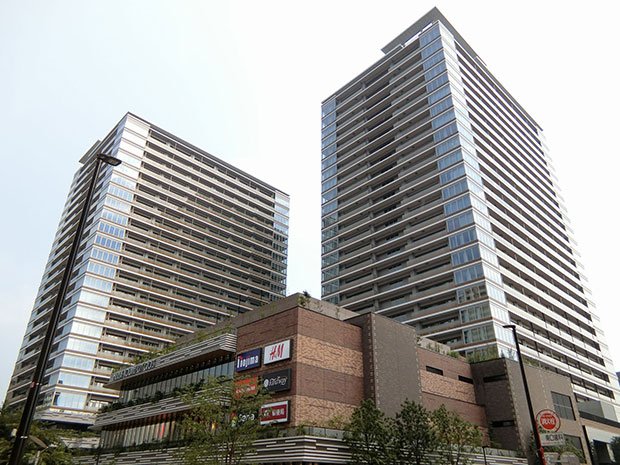 「プラウドタワー武蔵小金井クロス」の外観