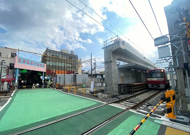 高架工事中の京成立石駅周辺（筆者撮影・2025年6月）