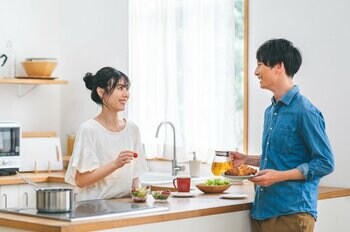キッチンのリフォームは家族で検討しよう（出典：PIXTA）