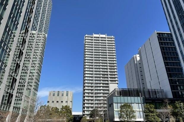 ブランズタワーみなとみらいの外観