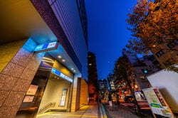 半蔵門線駅入り口