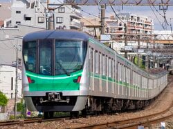 葛飾区を走る常磐線各駅停車
