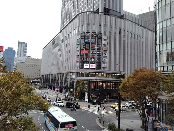 「グラングリーン大阪 THE NORTH RESIDENCE」近辺のハーベスハーベスLINKS UMEDA店の様子（筆者撮影）