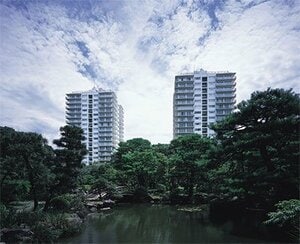 「三田綱町パークマンション」のキャッチフレーズは「空に住まう」 (写真提供：三井不動産)