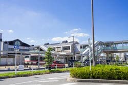 岡崎駅東口周辺の様子（出典：PIXTA）