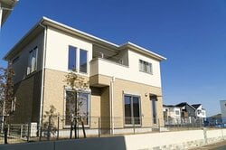 建物は、原価法で評価する（出所：PIXTA）