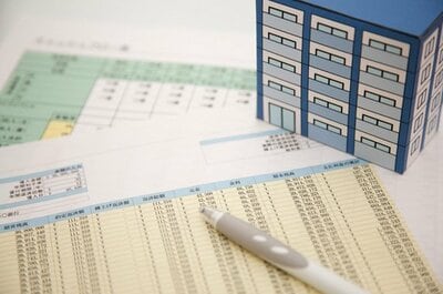 変動金利が上昇しても、返済額はすぐに上昇しない　出典：PIXTA
