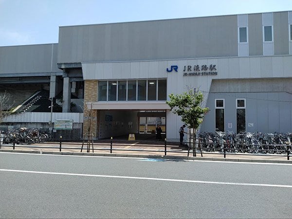 「ローレルスクエアosaka link」の最寄り駅のJR淡路駅（筆者撮影）
