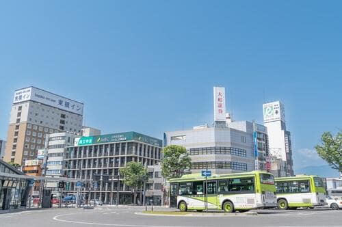 山梨県甲府駅前の様子