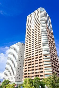 飯田橋プラーノの住居棟「プラウドタワー千代田富士見」